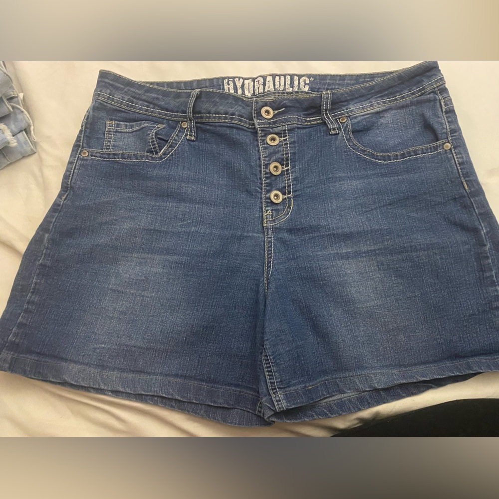 Hydraulic Jean Shorts